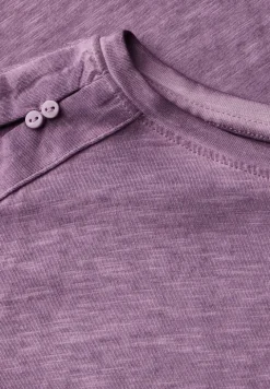 T-Shirt mit Knopfdetail