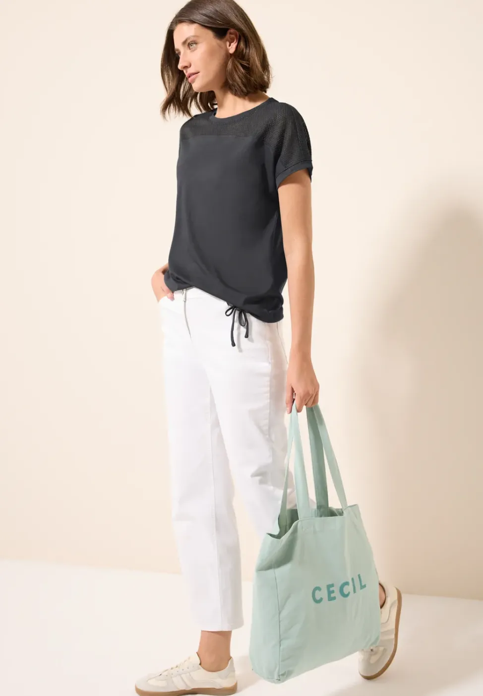 T-Shirt mit Meshdetail