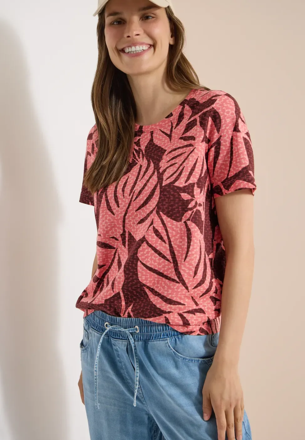 T-Shirt mit Rundhals und Blätterprint