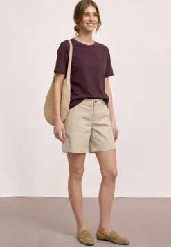 T-Shirt mit Rundhals und Brusttasche
