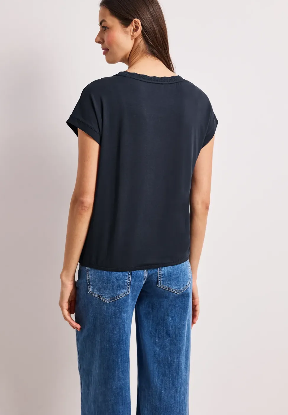 T-Shirt mit Rundhals und Deko-Tape