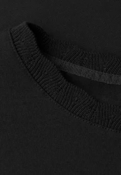 T-Shirt mit Rundhals und Deko-Tape