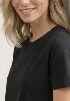 T-Shirt mit Rundhals und Embroidery Detail