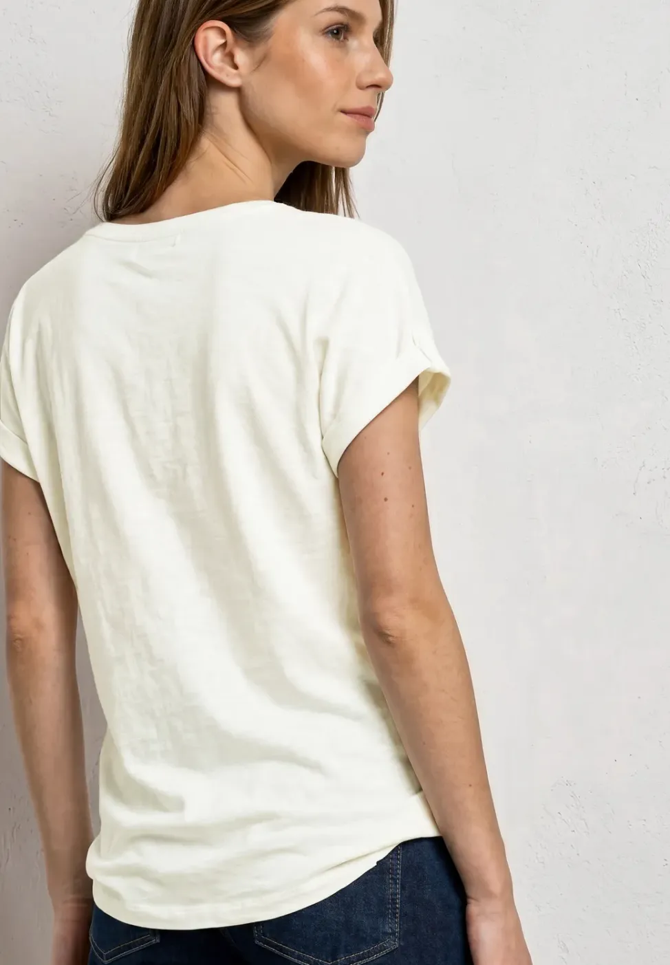 T-Shirt mit Rundhals und Knopfdetails