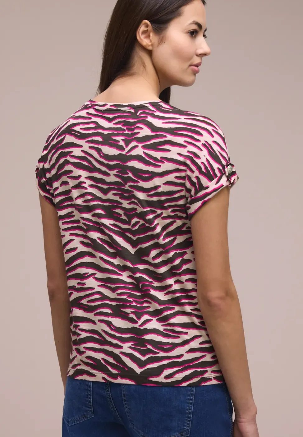 T-Shirt mit Rundhals und Knopfdetails