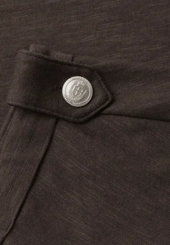 T-Shirt mit Rundhals und Knopfdetails