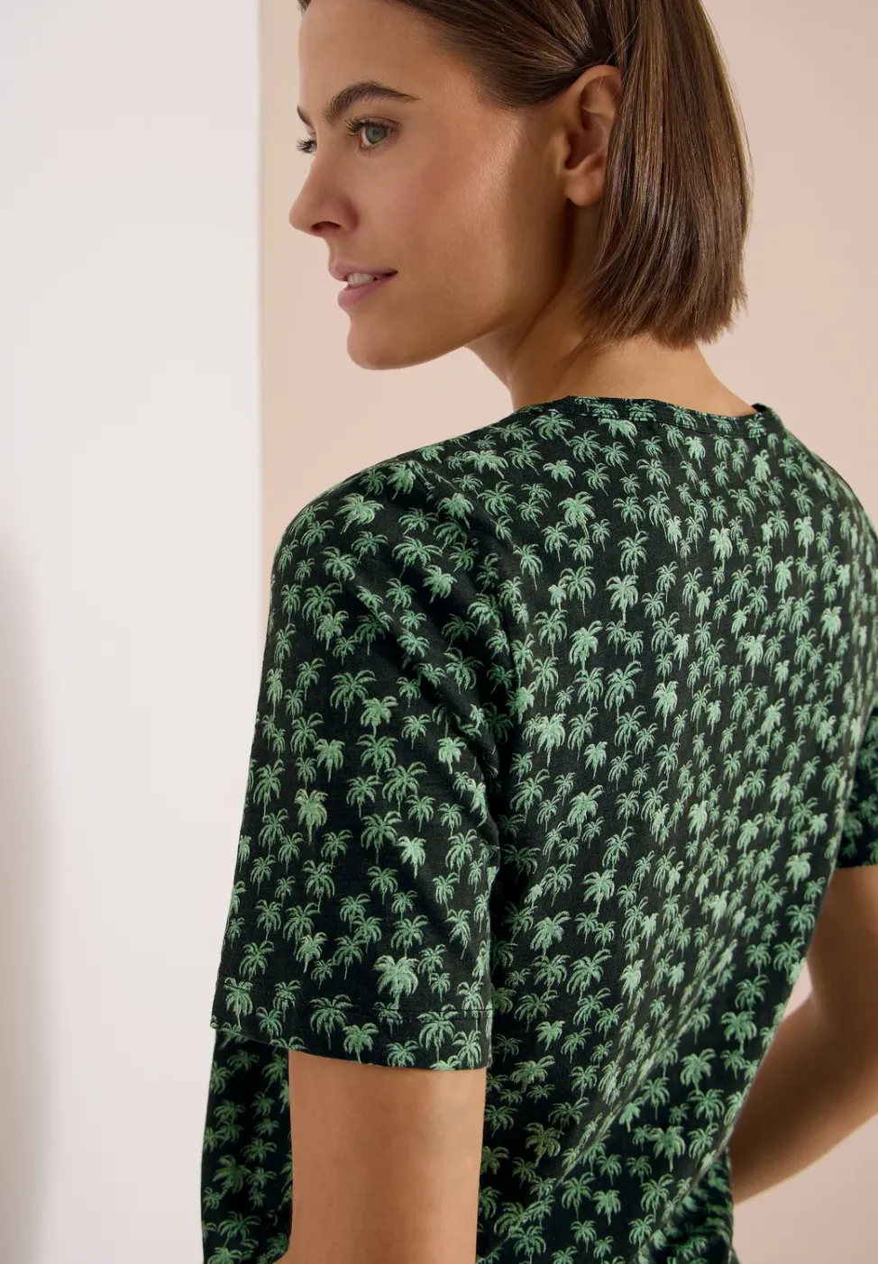 T-Shirt mit Rundhals und Palmenprint