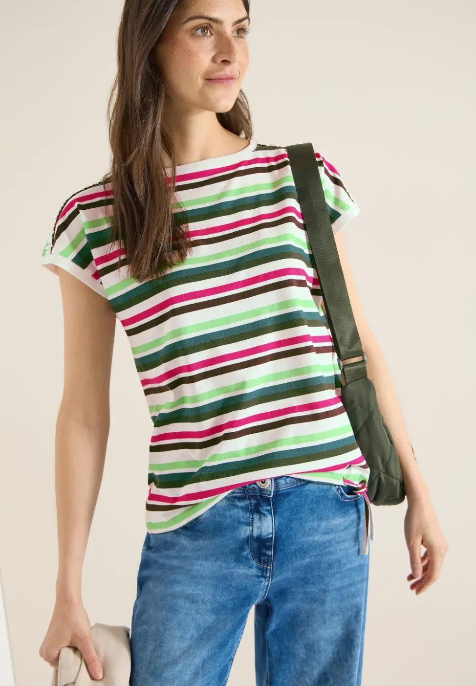 T-Shirt mit Rundhals und Raffung