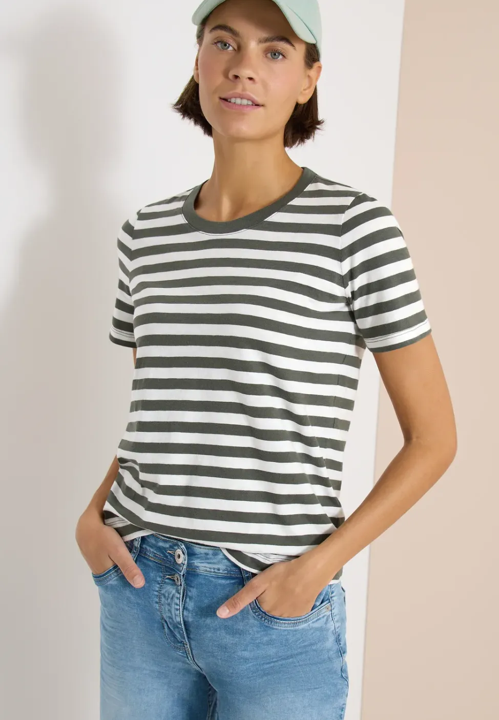 T-Shirt mit Rundhals und Streifen