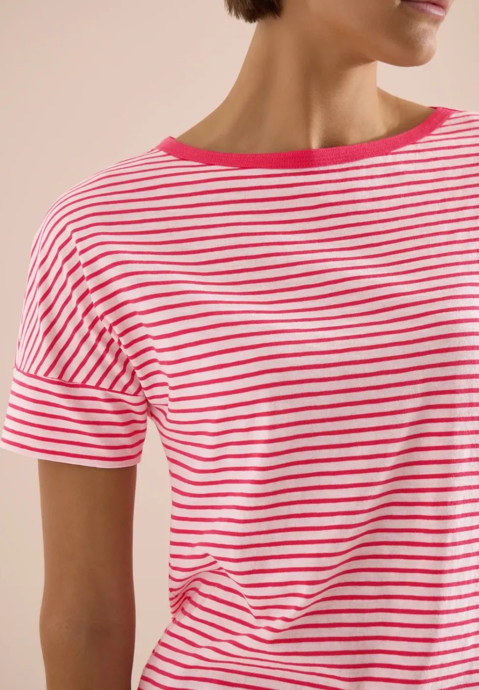 T-Shirt mit Rundhals und Streifen