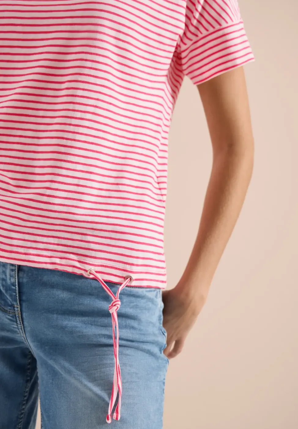 T-Shirt mit Rundhals und Streifen