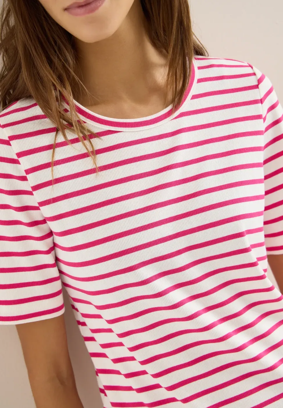 T-Shirt mit Rundhals und Streifen