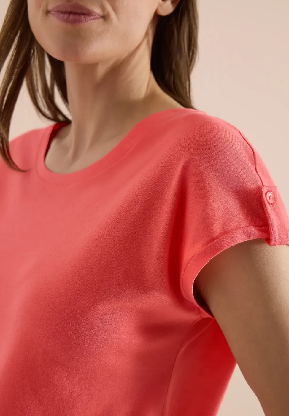 T-Shirt mit Rundhals und Turn-Up-Detail