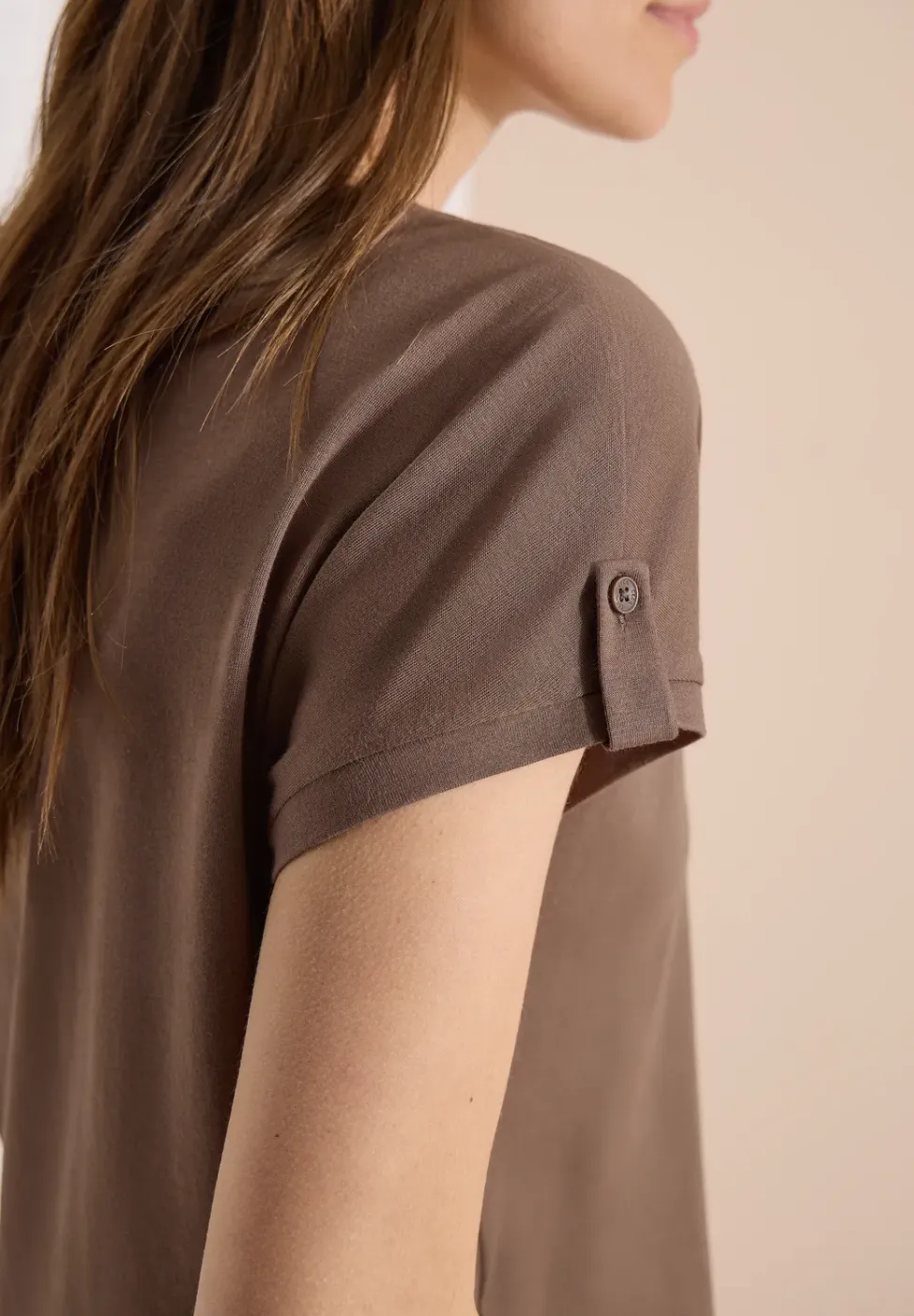 T-Shirt mit Rundhals und Turn-Up-Detail