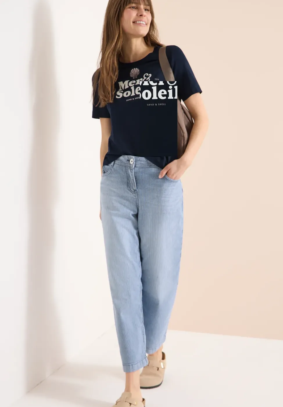 T-Shirt mit Rundhals und Wording