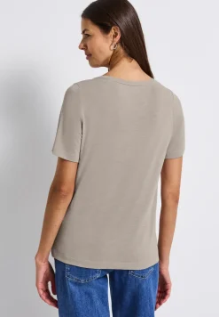 T-Shirt mit Schmuckdetail