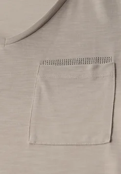 T-Shirt mit Schmuckdetail