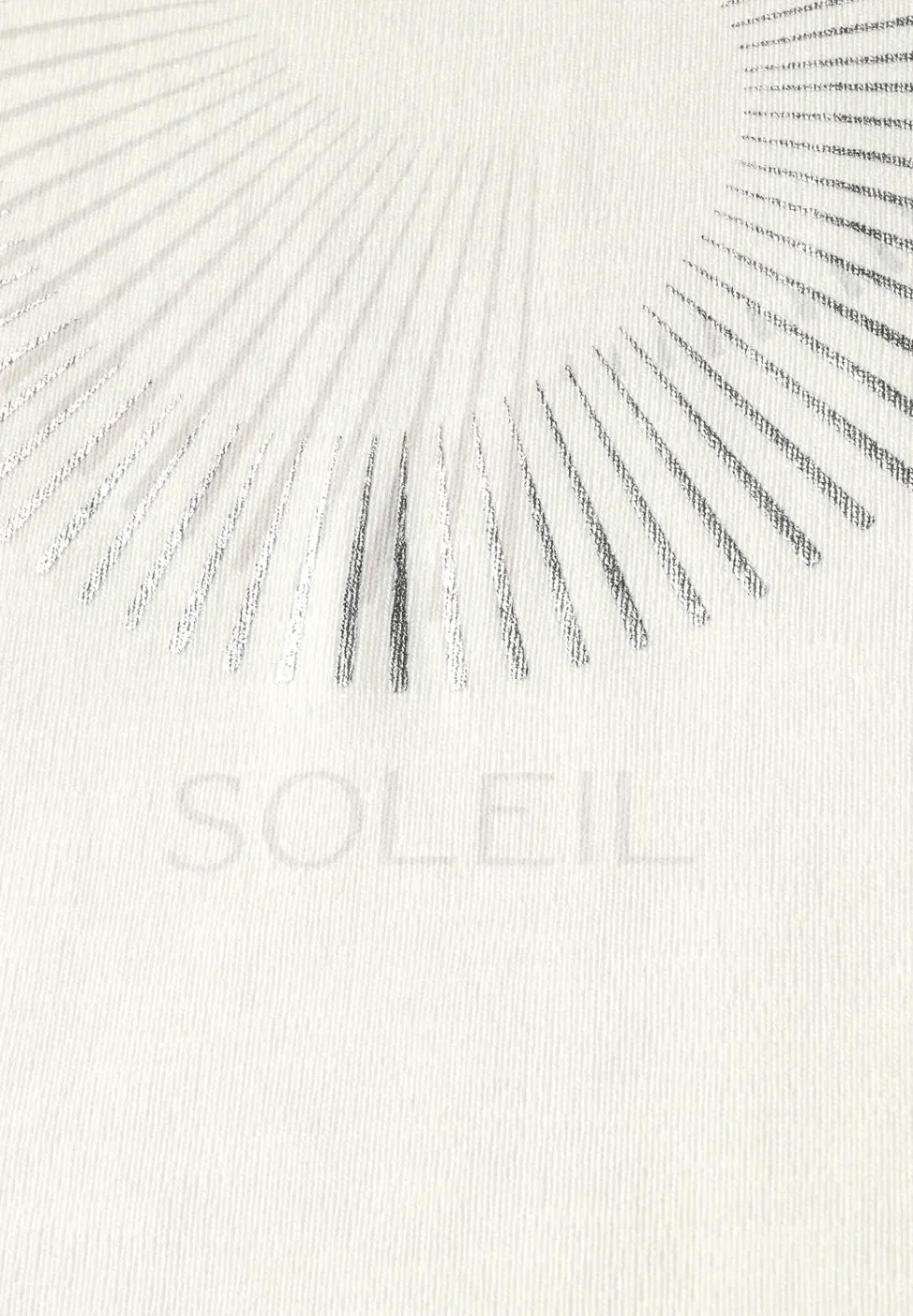 T-Shirt mit Schmucksteinen