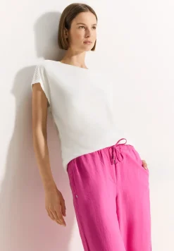 T-Shirt mit Spitzendetail