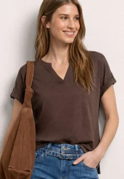 T-Shirt mit Split Neck und Knopfdetails
