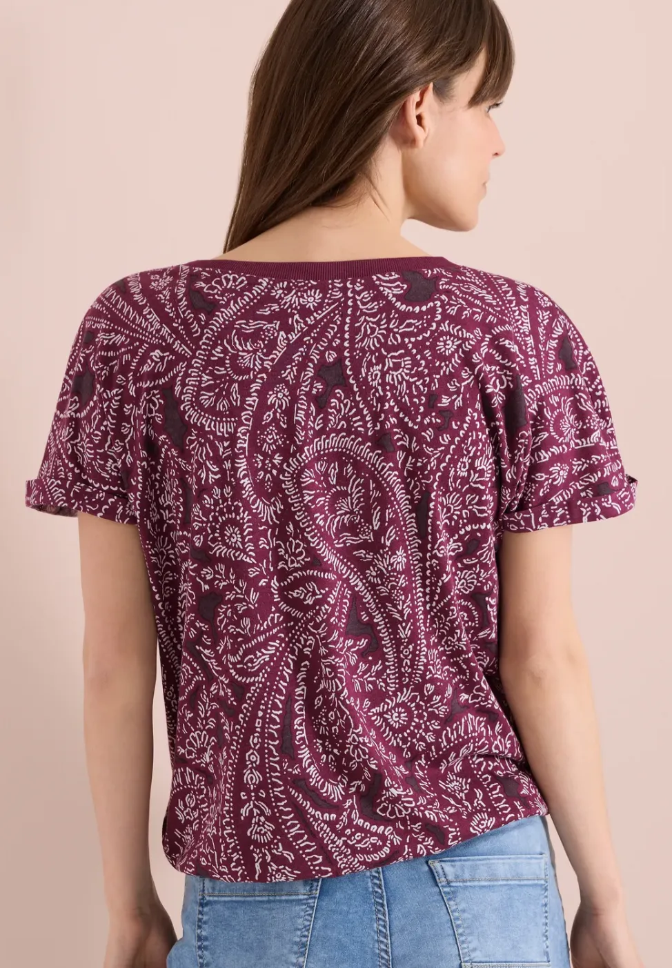 T-Shirt mit Split Neck und Paisleymuster