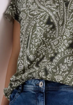 T-Shirt mit Split Neck und Paisleymuster