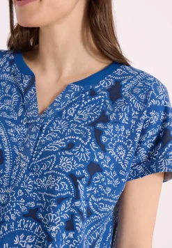 T-Shirt mit Split Neck und Paisleymuster
