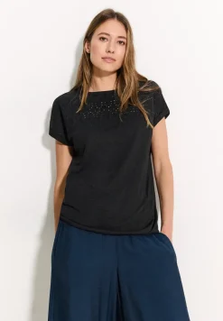 T-Shirt mit Stickerei