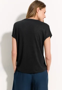 T-Shirt mit Stickerei