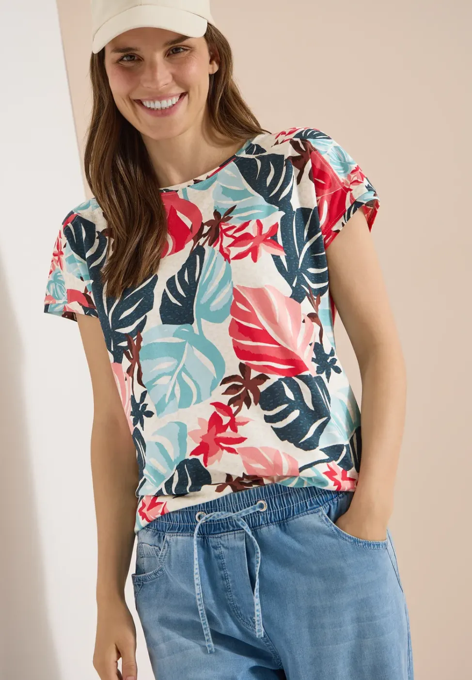 T-Shirt mit U-Boot-Ausschnitt und Print