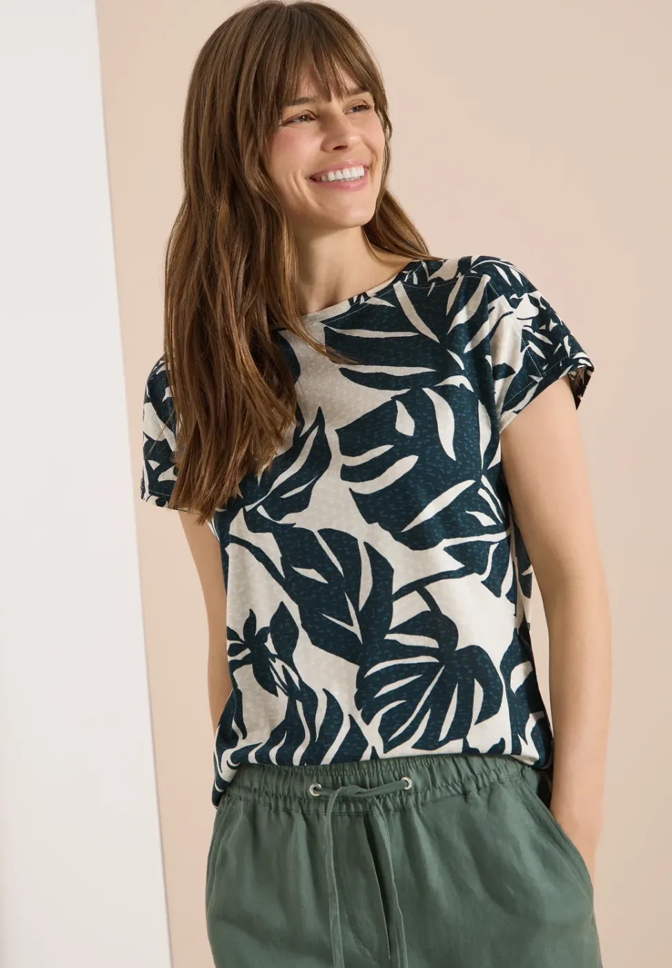 T-Shirt mit U-Boot-Ausschnitt und Print