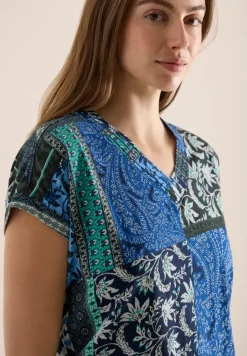 T-Shirt mit V-Neck und Patchwork-Print
