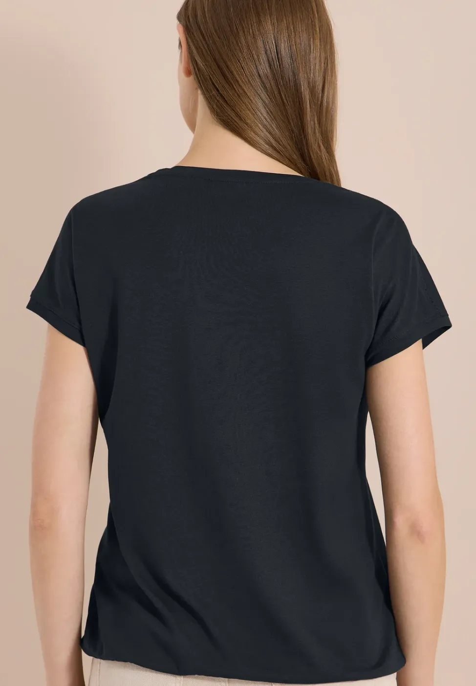 T-Shirt mit V-Neck und Spitzendetail