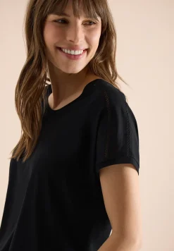 T-Shirt mit V-Neck und Spitzendetail