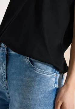 T-Shirt mit V-Neck und Spitzendetail