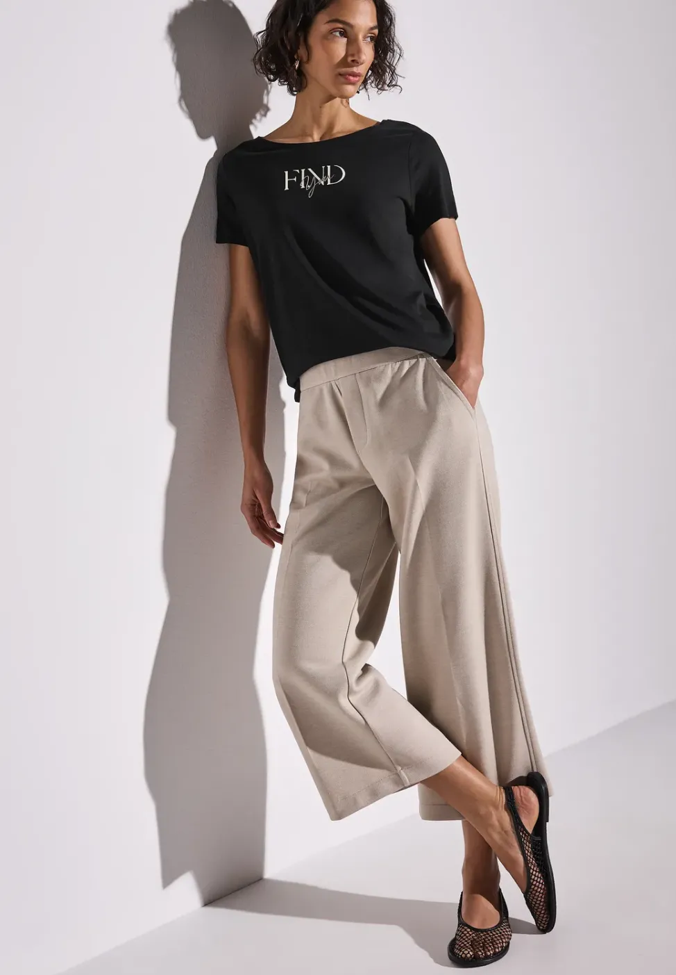 T-Shirt mit Wording Artwork
