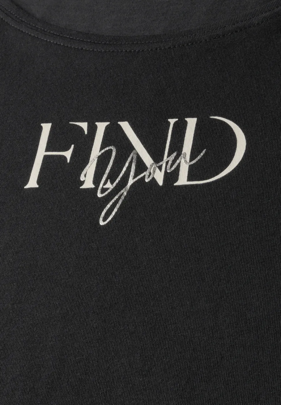 T-Shirt mit Wording Artwork
