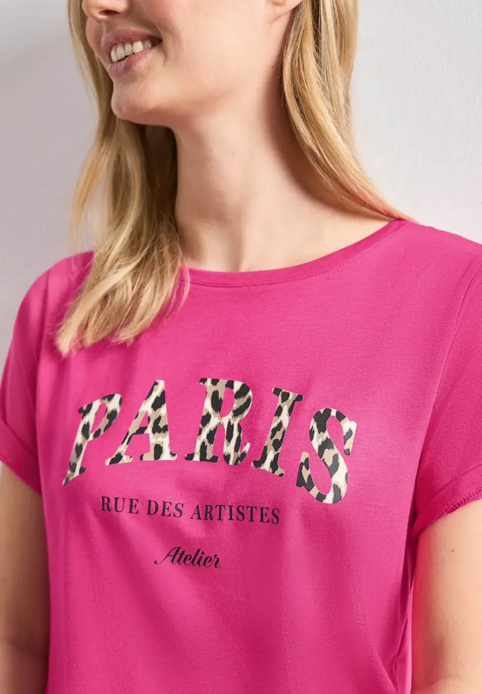 T-Shirt mit Wording Artwork