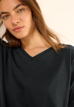 T-Shirt mit Zierdetail