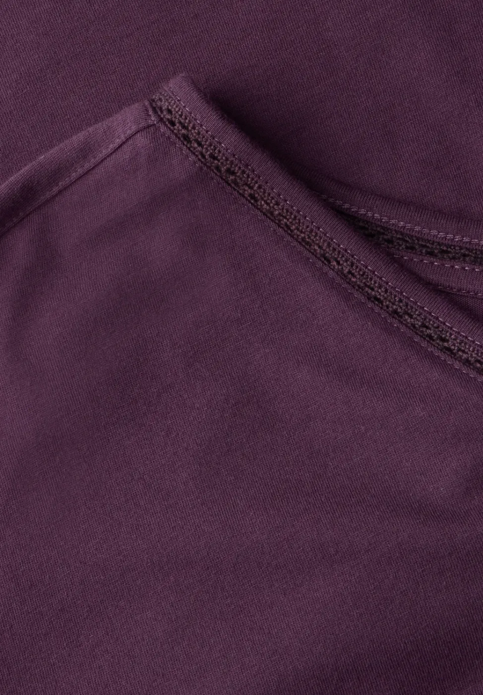 T-Shirt mit Zierdetail