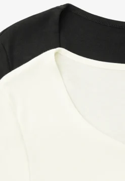 T-Shirts mit Herzausschnitt im 2er-Pack