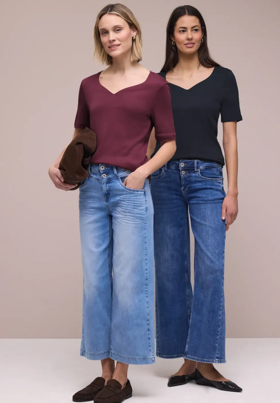 T-Shirts mit Herzausschnitt im 2er-Pack