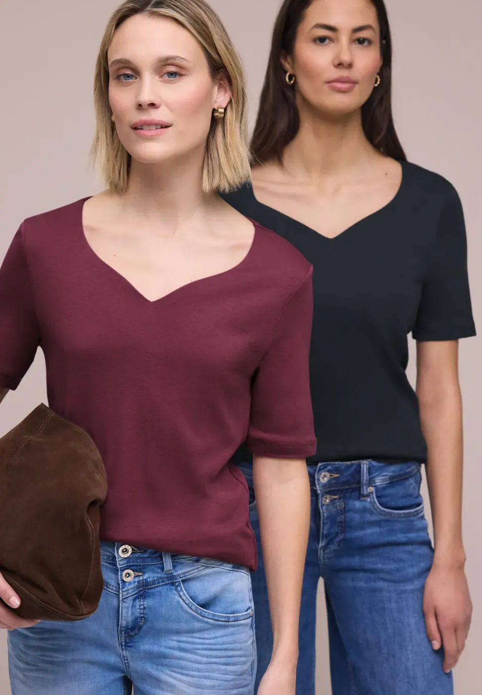 T-Shirts mit Herzausschnitt im 2er-Pack