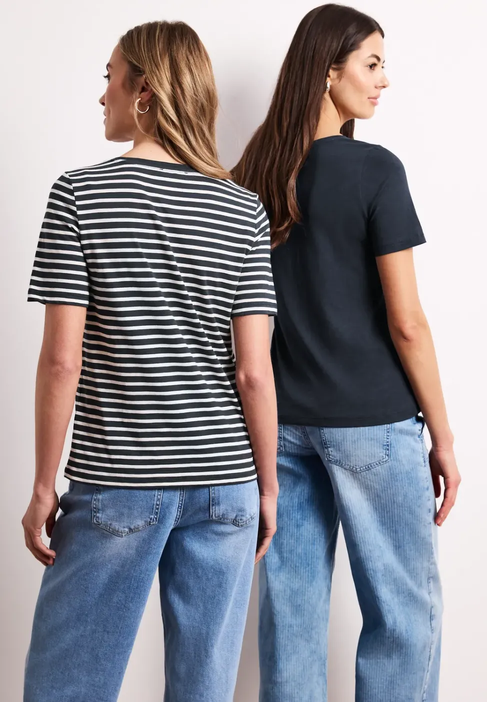 T-Shirts mit rounded V-Neck im 2er-Pack
