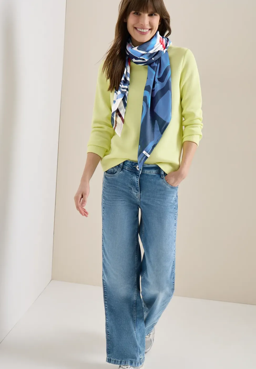 Tuch mit Muster aus Modal