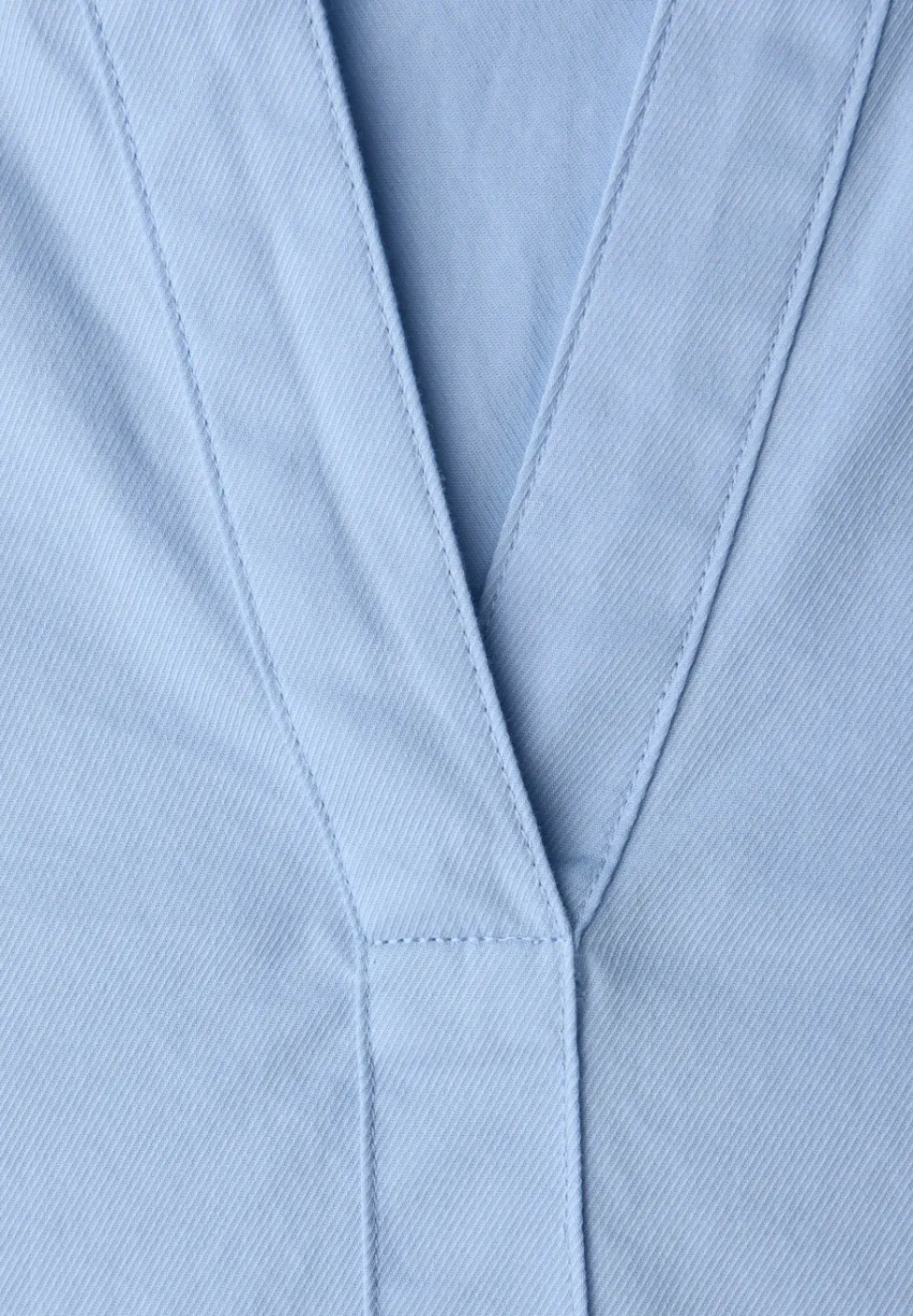 Tunika mit Tapedetails