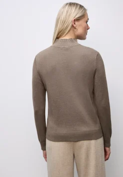 Turtleneck Pullover