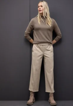 Turtleneck Pullover