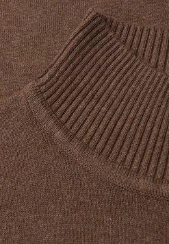 Turtleneck Pullover