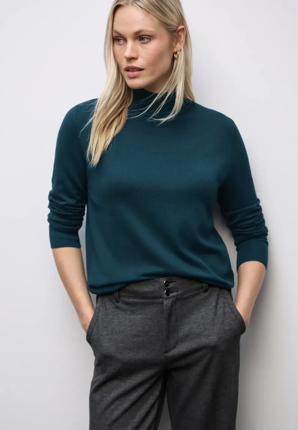 Turtleneck Pullover